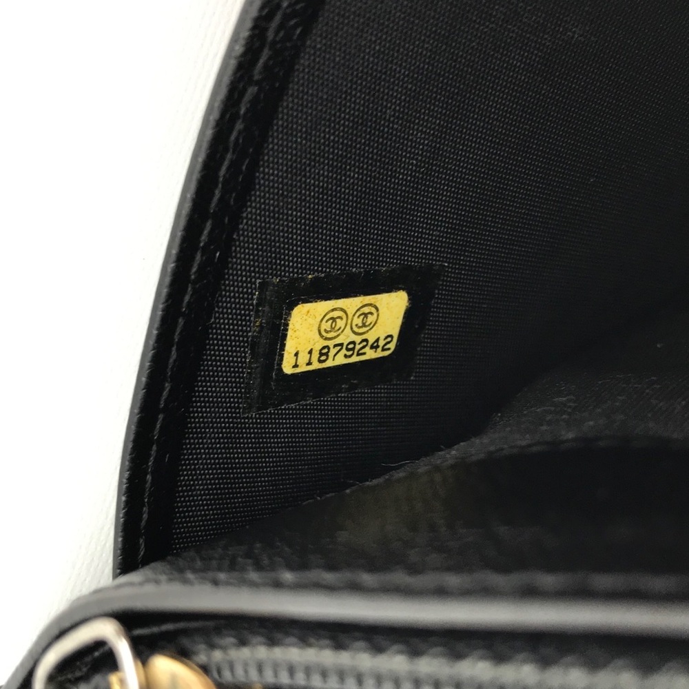 2nd {Chanel} Caviar Skin CC Leather Flap Wallet - Picture 8 of 8